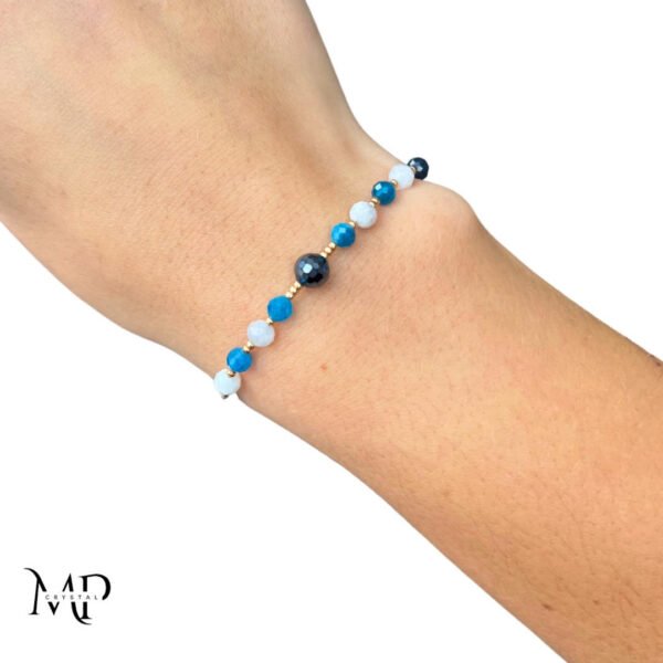 A winter-season bracelet